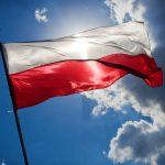 Polonia va strânge 2,75 miliarde de dolari din impozitul pe veniturile excepţionale din energie