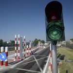 Ce însemnă pentru România aderarea la spaţiul Schengen / Blocajele din vămile româneşti spre Ungaria şi Bulgaria înseamnă pierderi între 800 şi 1.000 de euro pe zi pentru fiecare camion blocat
