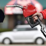 Guvernul ungar renunţă la plafonarea preţurilor la carburanţi, penuria se agravează