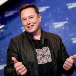 Elon Musk este din nou cea mai bogată persoană din lume / Luna mai una dintre cele mai profitabile din istorie pentru Musk