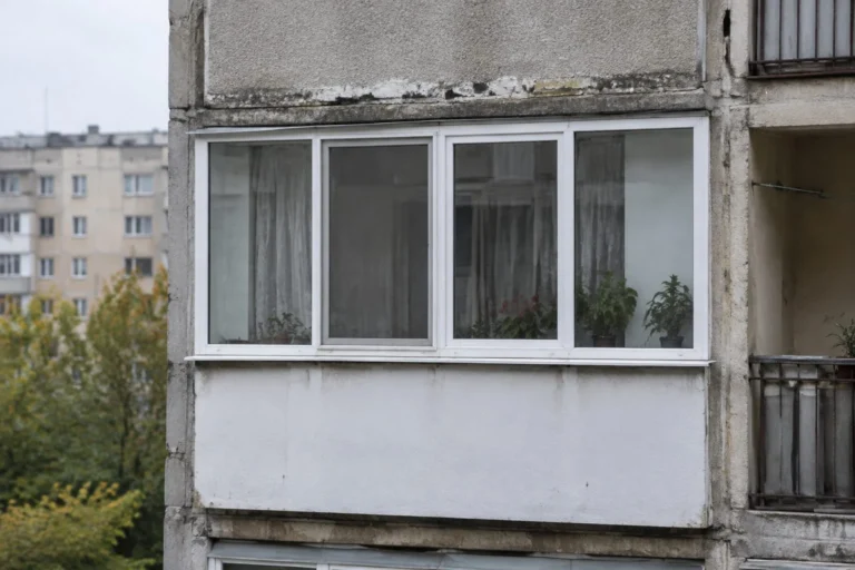 Balcon închis pentru impozitare